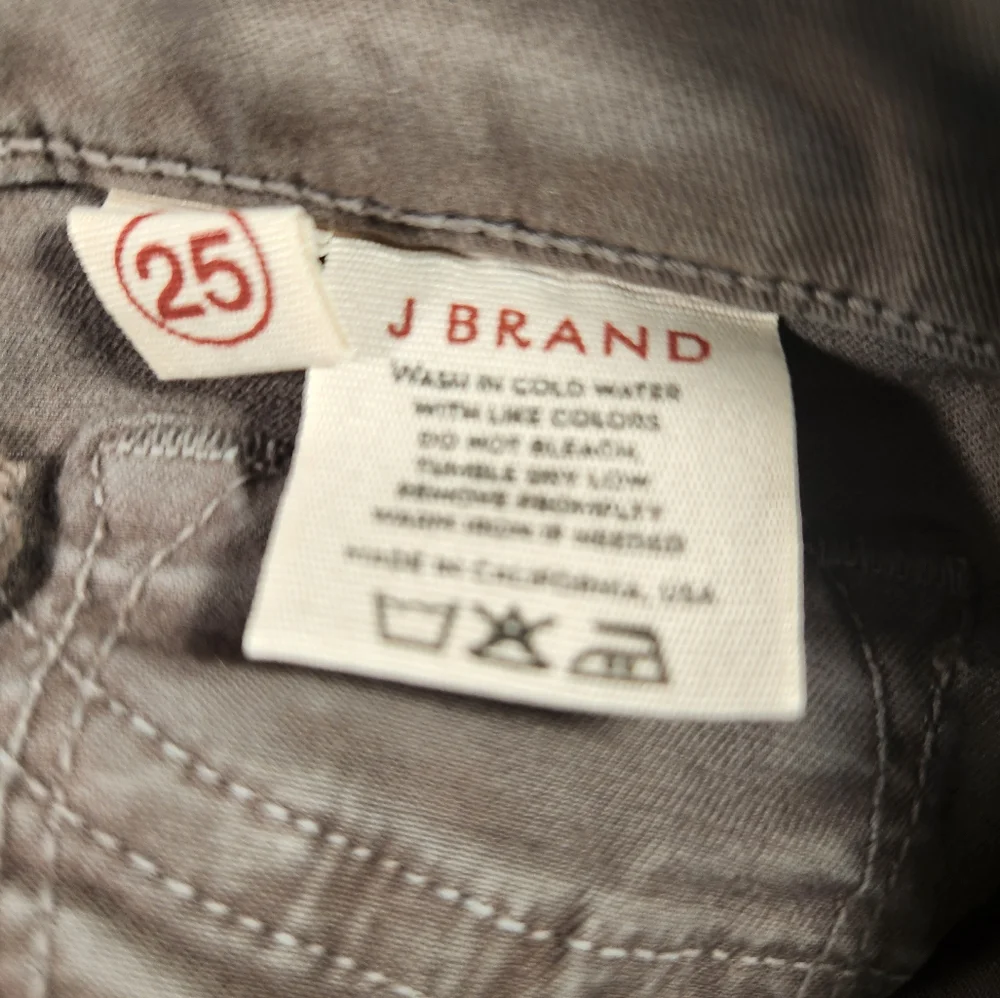 NWT Women's J Brand Cafe Skinny Leg Jeans - Picture 3 of 7